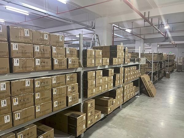 skateboard packaging